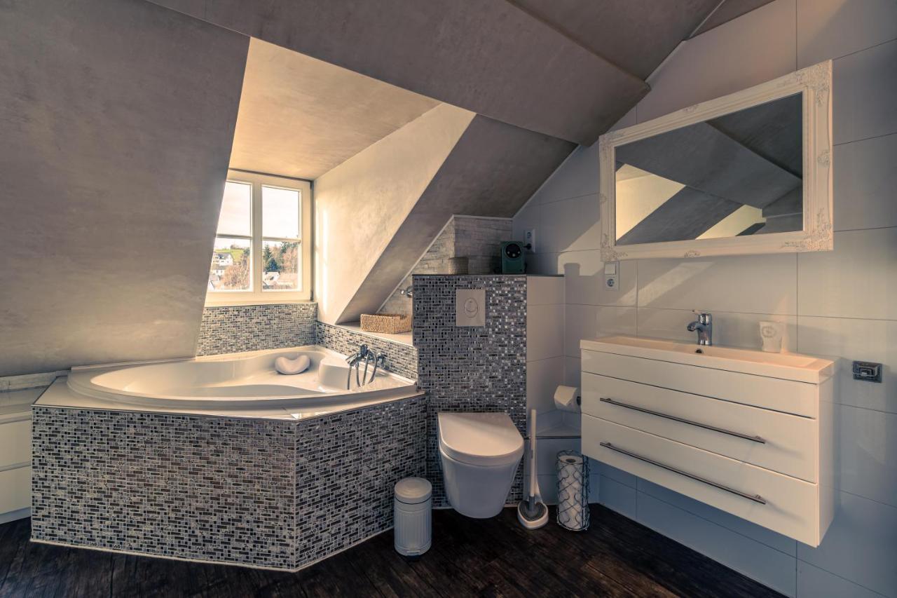 Oriental Cozy Loft - Orientalisches Gemuetliches Loft Daire Weibern Dış mekan fotoğraf
